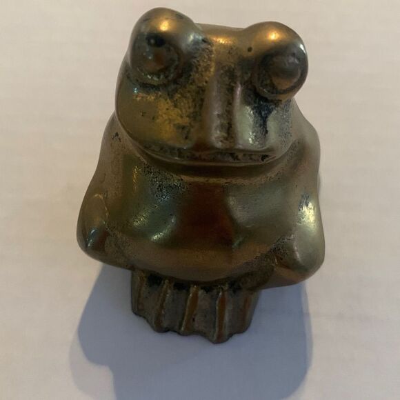 Brass Frog Figured   - Picture 3 of 4